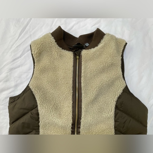 Athleta // Puffy Vest // Shearling // Medium - Picture 3 of 10
